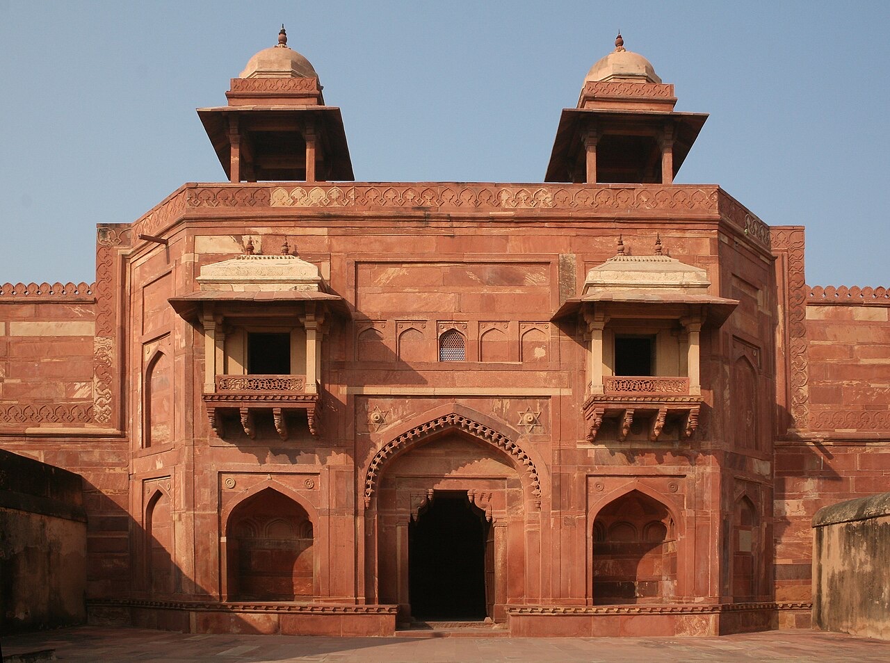 Red sandstone palace building at Fatehpur Sikri near Agra